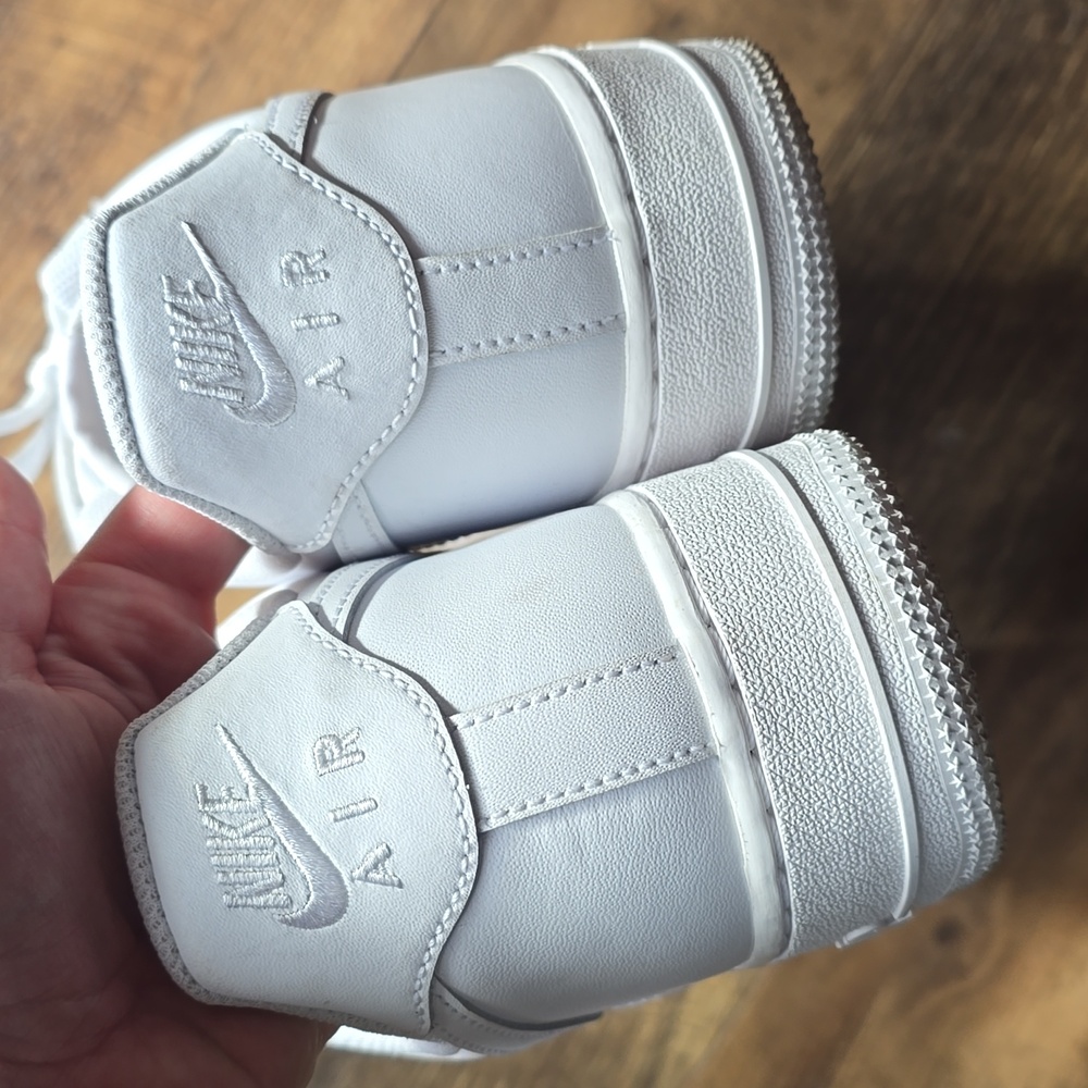 Nike Air Force 1 Like New, White AF1 Shoes - Picture 6 of 7